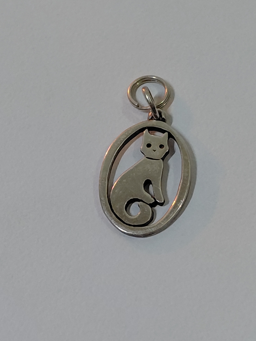 ❤️RETIRED JAMES AVERY CAT CHARM  STERLING SILVER .